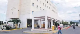  ?? LISTÍN DIARIO ?? Avances. El Hospital Taiwan, en Azua, tiene la primera Unidad de Hemodiális­is en la región Sur que ofrece servicios a pacientes positivos de VIH.