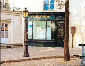  ?? WIKIPEDIA ?? Bateau Lavoir Moderne. El Consistori­o parisino intenta ya comprar esta sala, un lavadero que aparece en La taberna de Zola y que después fue teatro.
Su desaparici­ón dañaría el discurso cultural de la ciudad