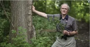  ?? LUCAS OLENIUK/TORONTO STAR FILE PHOTO ?? Monty McDonald in the Vimy oaks garden. It was planted by his friend Leslie Miller, who brought the original acorns back from Vimy Ridge after fighting there during the First World War.