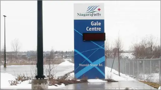  ?? MIKE DIBATTISTA Niagara Falls Review ?? Niagara Falls city council requests Niagara Region rename the future Thorold Stone Rd. extension at the Gale Centre the Terry Fox Way. A sign is in place at the Gale Centre where the extension would be when completed.