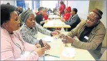  ?? Picture: SIBONGILE NGALWA ?? ATTENTIVE: Siziwe Makuleni, Cindy Maxela and Monwabisi Maliti busy with a science experiment during the Teacher Across Borders South Africa training held at Stirling Education Leadership Institute yesterday