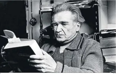  ?? D. S. ?? Emil Cioran (Rasinari, Rumanía, 1911–París, 1995), leyendo en su estudio.