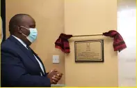  ?? ?? OFFICIAL OPENING: The Minister of Tertiary Education Dr Douglas Letsholath­ebe officiatin­g at the official opening of the UB High Performanc­e Center