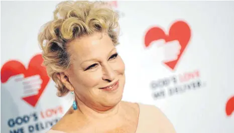  ?? FOTO: IMAGO IMAGES ?? Bette Midler postet täglich in den sozialen Medien, US-Präsident Trump nannte sie schon „Oberster Idiot“und „Ratten-Bastard“.