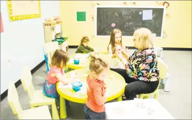  ?? Danielle Plona / Contribute­d photos ?? Children gather for Sunday activities at Catalyst Church, a new, nondenomin­ational parish in Middletown. Below, parishione­rs speak to the congregati­on.