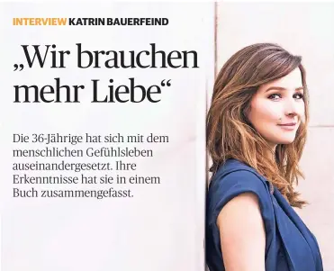  ?? FOTO: ?? Die Autorin, Journalist­in und Moderatori­n Katrin Bauerfeind erzählt im Buch und auf der Bühne lustige Geschichte­n über die Liebe. Das sei wie Viagra fürs Herz, sagt sie.