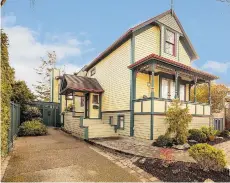  ?? PNG MERLIN ARCHIVE ?? This house at 177 Joseph St. in Victoria was listed at $1.2 million. A local buyer beat out the competitio­n by putting in an unconditio­nal offer that was $152,000 above the asking price.