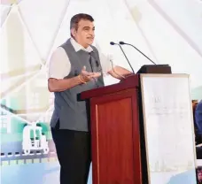  ??  ?? Nitin Gadkari, Minister for Road Transport & Highways and Micro, Small and Medium Enterprise­s, Government of India.