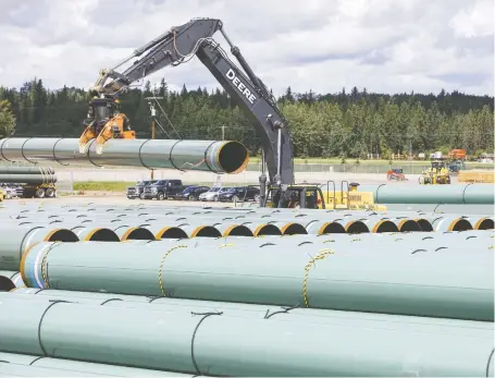  ?? JASON FRANSON/THE CANADIAN PRESS ?? Several B.C. First Nations may have lost the last legal option to stop the Trans Mountain pipeline expansion. The Supreme Court’s dismissal of their challenge clears the way for constructi­on to resume on the project. Above, pipe for the project in Edson, Alta.