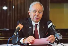  ?? BERNAMA PIC ?? Prime Minister Datuk Seri Najib Razak speaking after a summit of the Indian Ocean Rim Associatio­n in Jakarta yesterday.