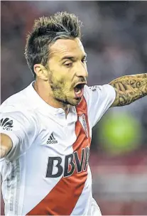  ?? TÉLAM ?? La gran semana de Ignacio "Nacho" Scocco, quien le convirtió a Boca y ayer, ante Belgrano, anotó por duplicado.