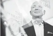  ?? JEENAH MOON NYT ?? Jeff Bezos became the latest centibilli­onaire to launch a political fight on Twitter.