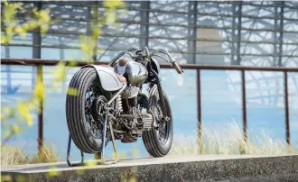  ?? ?? Quel que soit l’angle de vue, cette moto respire l’envie de battre un
record de vitesse.