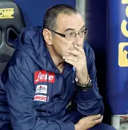  ??  ?? L’allenatore Maurizio Sarri ha sfatato il tabù Genoa ma quanta sofferenza negli ultimi dieci minuti