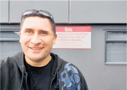  ?? Photo / Supplied ?? Whanganui’s Allen O’halloran says staff at the Ibis Hotel in Rotorua are “Kiwi Heroes”.