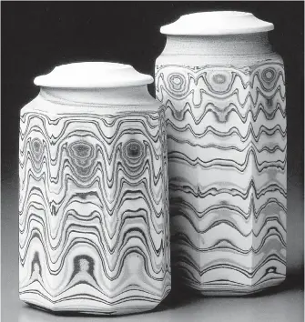  ??  ?? Three-coloured agate ware lidded jars by Robin Hopper, 2005.