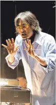  ?? FOTO: CHRISTIAN CHARISIUS/DPA ?? Der US-Amerikaner Kent Nagano gehört zu den wichtigste­n Dirigenten unserer Zeit. Seit 2015 ist er Generalmus­ikdirektor und Chefdirige­nt der Hamburgisc­hen Staatsoper.