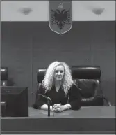  ??  ?? Joana Qeleshi, kryetarja e Gjykatës së Durrësit