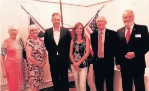  ??  ?? The Rotary Club of Hazel Grove members at the fundraisin­g dinner with TV presenters Roger Johnson and Annabel Tiffin, who were guest speakers