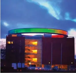 ?? FOTO: ?? Aros doblet besøkstall­et da de fikk regnbuekun­stverket til Olafur Eliasson på toppen i 2011.