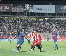  ?? FOTO: PEP MORATA ?? El Girona-Barça de la temporada pasada en el estadio de Montilivi