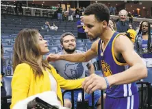  ?? Mark Humphrey / Associated Press 2015 ?? Sonya Curry hugs son Stephen after a 2015 playoff game in Memphis. She was the star at a basketball event Friday.