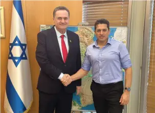  ?? (Foreign Ministry) ?? FOREIGN MINISTER Israel Katz (left) and Diaspora Affairs and Combating Antisemiti­sm Minister Amichai Chikli are leading the joint task force.