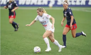  ?? ISI PHOTOS ?? Kealia Watt (above) provided the cross for Sarah Luebbert (below), who scored in the 26th minute.