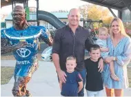  ?? ?? Matt Scott with wife Lauren and children, Hugo, Wil and Freya at the unveiling of his sculpture