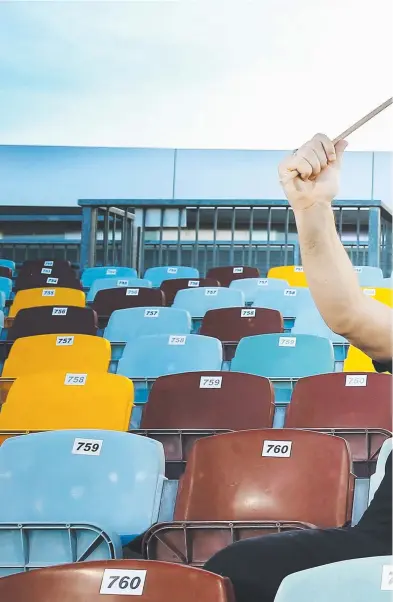  ??  ?? FLYING FLAG: Wayne and Collette Bowes will be in the stands cheering on their son Jack as the Gold Coast Sun plays his first Cairns AFL game against the Western Bulldogs at Cazalys Stadium on Saturday.