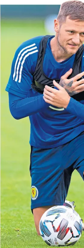  ??  ?? Liam Cooper in training with the Scotland squad, and he hopes to be e involved against the Czech Republic