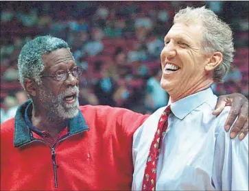  ?? MATT CAMPBELL AFP ?? BILL WALTON, right, chatting with fellow NBA legend Bill Russell, is never for a loss of words during his college basketball broadcasts on ESPN and Pac-12 Network.