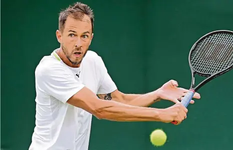  ?? Foto: Getty Images ?? Prokletí dlouhých mačů Lukáš Rosol vypadl při své sedmé účasti v hlavní soutěži ve Wimbledonu popáté po prohře v pěti setech.