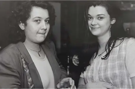  ?? Siobhan Enright and Máiread O’Sullivan at the Fianna Fáil Dance in the Listowel Arms Hotel. ??