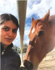  ?? ?? Angelo was the first horse that Julie GL bonded with at the Glory Reins Ranch.