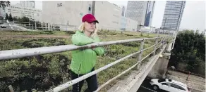  ?? DAVID BLOOM ?? Boyle Street Community Services’ Rebecca Kaiser said a garden on a 97 Street bridge is just a “reminder” of what it once was.
