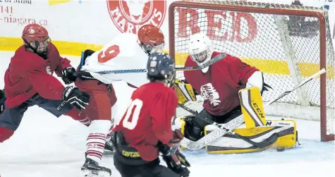  ?? BOB TYMCZYSZYN/STANDARD STAFF ?? St. Catharines Falcons played host to the Stratford Warriors in junior B hockey action Thursday at the Gatecliff arena in St. Catharines. The Falcons won 6-2.