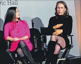  ?? Brad Barket Getty Images for Fast Company ?? 23ANDME Chief Executive Anne Wojcicki, right, believes the firm’s work with drug giant GlaxoSmith­Kline will “accelerate the developmen­t of breakthrou­ghs.”
