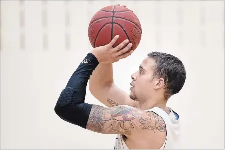  ?? DAVID BEBEE WATERLOO REGION RECORD ?? Before joining the Kitchener-Waterloo Titans, Joel Friesen watched their games on YouTube to familiariz­e himself with the team.