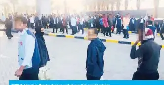  ??  ?? KUWAIT: Education Ministry cleaners protest over their unpaid salaries.