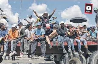  ?? JOHAN ORDÓÑEZ / AFP ?? Tapachula. El trayecto por México puede tomarle un mes a los migrantes que se dirigen a Estados Unidos.