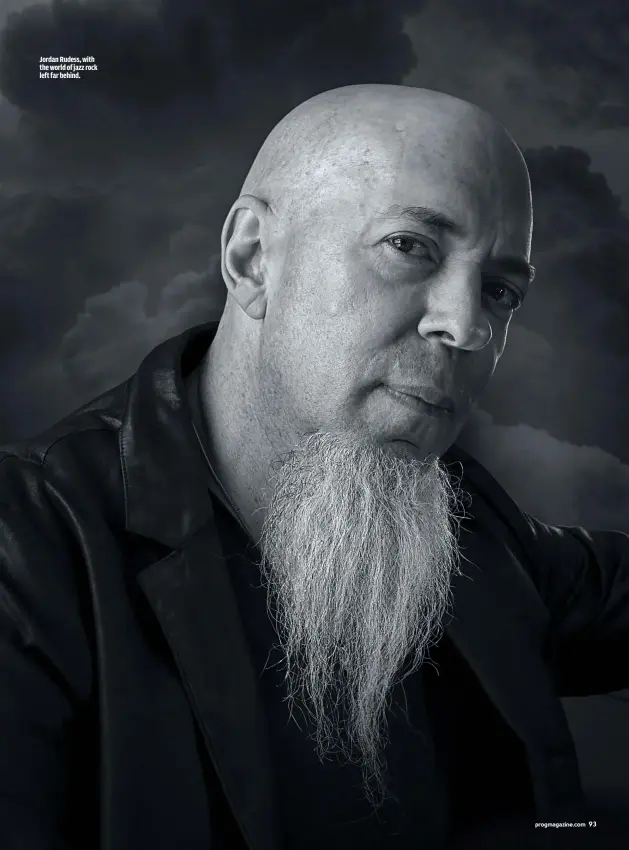  ??  ?? JORDAN RUDESS, WITH THE WORLD OF JAZZ ROCK LEFT FAR BEHIND.