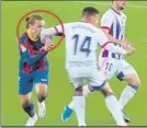  ?? FOTO: CAPTURA ?? Alcaraz propinó un codazo en el rostro de Griezmann a los 12 minutos del partido, con 0-0 en el Barça-Valladolid