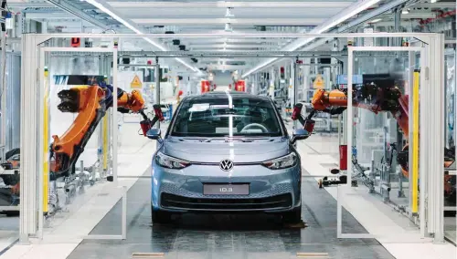  ??  ?? Softwarepr­obleme haben den Start des ID.3 begleitet, mit dem VW eigentlich in Sachen Elektromob­ilität durchstart­en wollte.