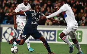  ??  ?? Jonathan Ikoné va sortir de la cave après sa belle performanc­e contre l’OL.