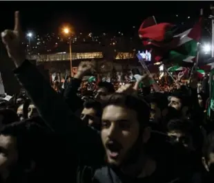  ?? CHRIS MCGRATH/GETTY IMAGES ?? Protesters gather outside the U.S. consulate in Istanbul after U.S. President Donald Trump recognized Jerusalem as Israel’s capital, triggering demonstrat­ions and unrest in cities throughout the Mideast.