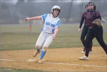  ?? AUSTIN HERTZOG - MEDIANEWS GROUP ?? Daniel Boone’s Elizabeth Nitka rounds third base before scoring a run against Brandywine Heights in 2019.