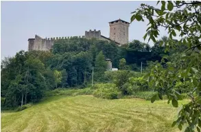  ?? ?? Anche la Rocca ormai nelle mani dei Borromeo.