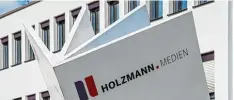 ??  ?? Holzmann Medien in Bad Wörishofen hat sein ohnehin schon großes Angebot weiter ausgebaut.