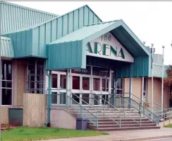  ?? NEWS PHOTO EMMA BENNETT ?? The future of the Arena was discussed during Tuesday’s corporate services committee meeting, while the facility’s ice maker was being turned off for possibly the final time.